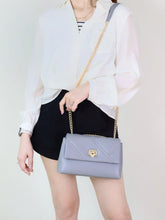 Tavia Chain Bag